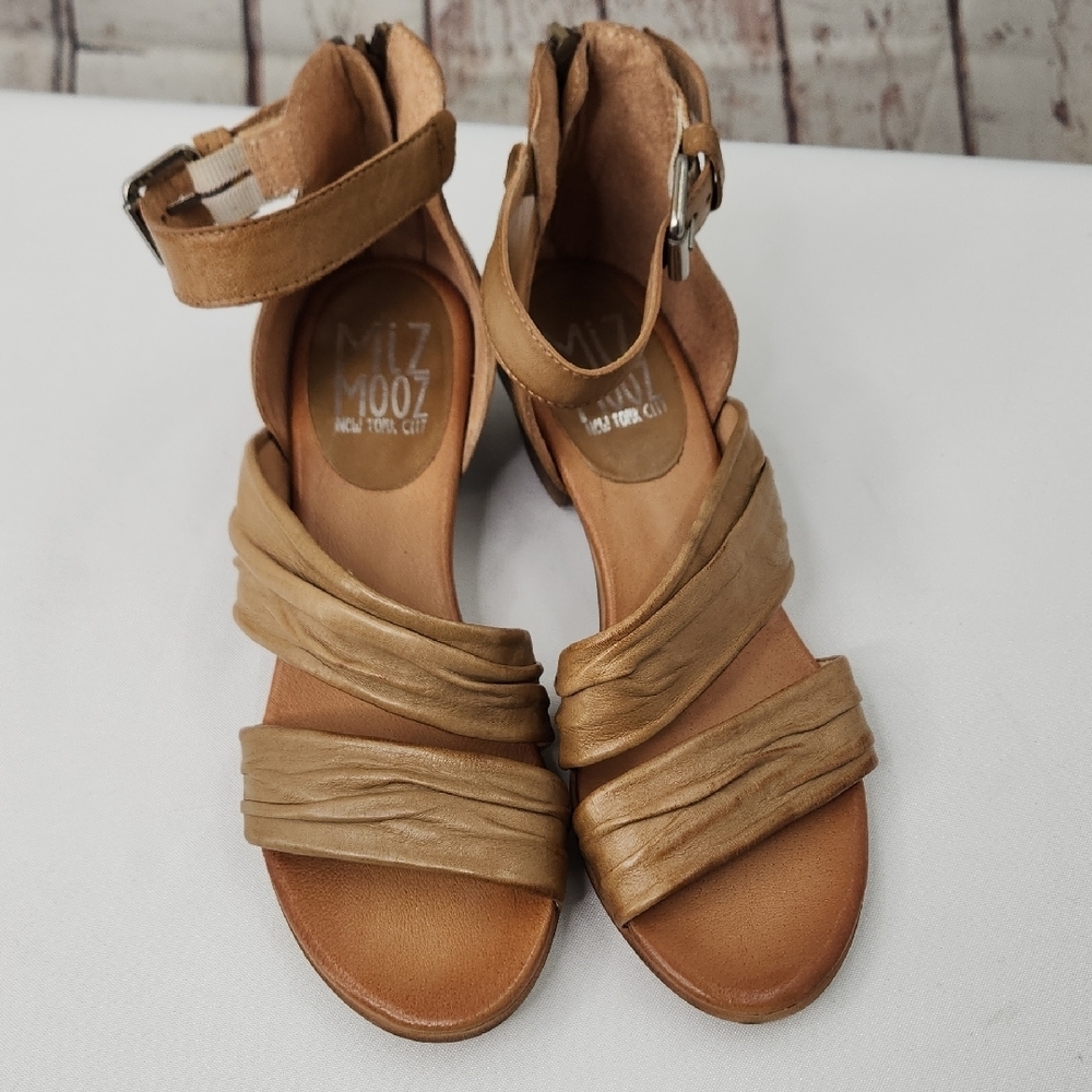 Miz Mooz Cassie Leather Heeled Tan‎ Ankle Strap Sandals